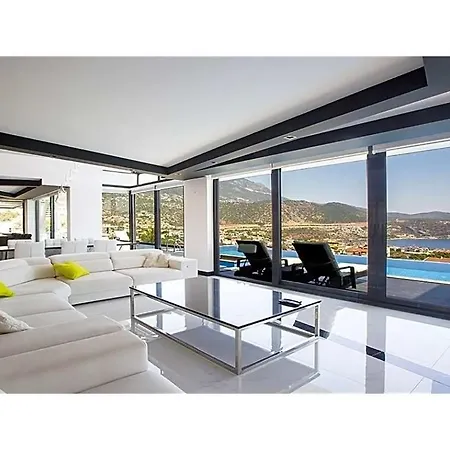 Sleeps 10 With Pool And Wifi וילה *